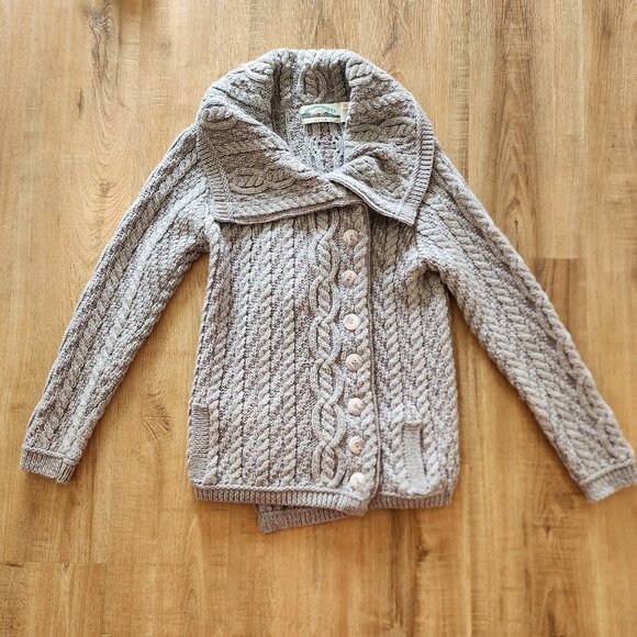 Aran Crafts Sweaters - Aran Crafts 100% Merino Wool Cable Knit Button Cardigan Sweater